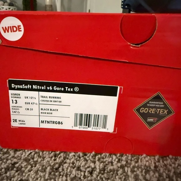 Men's Black New Balance Shoes - Picture 4 of 7